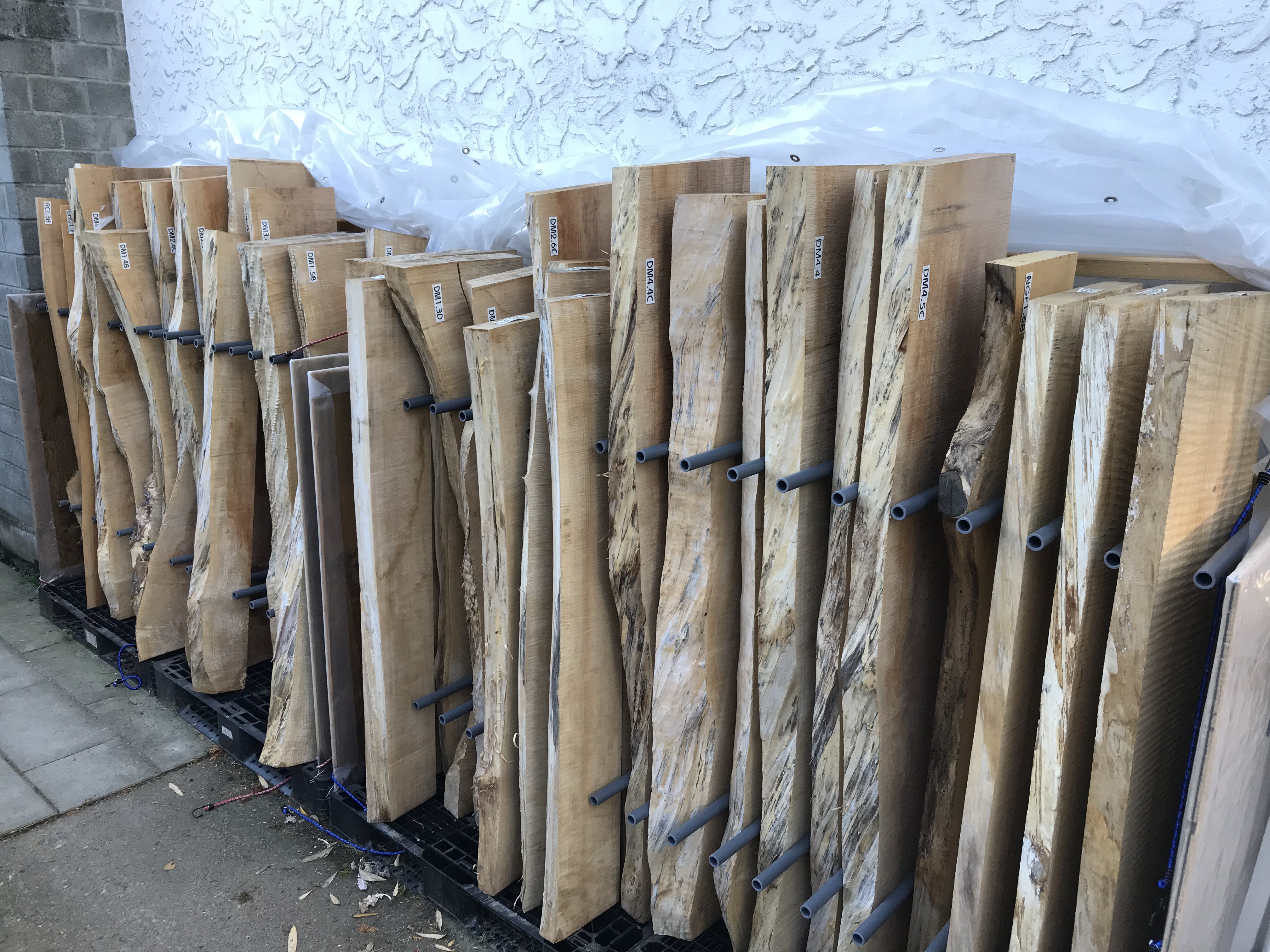 Shelving / Mantles